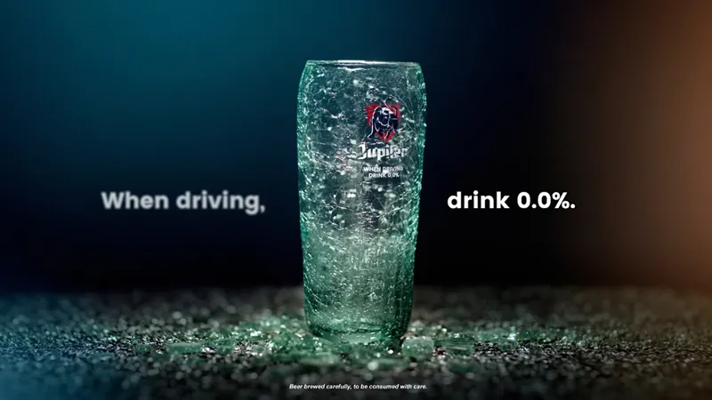 BBDO – Jupiler crashed glass, film by Jekyll N' Hyde